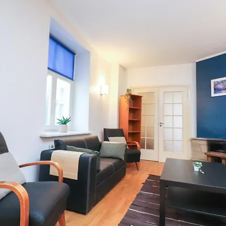 Cozy Historical Flat In The Heart Of Old Town